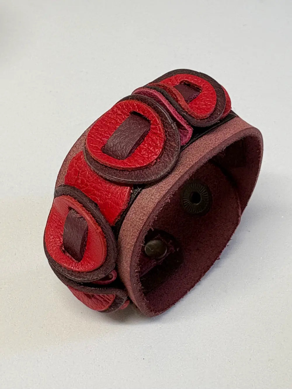 Brazalete Caicedo