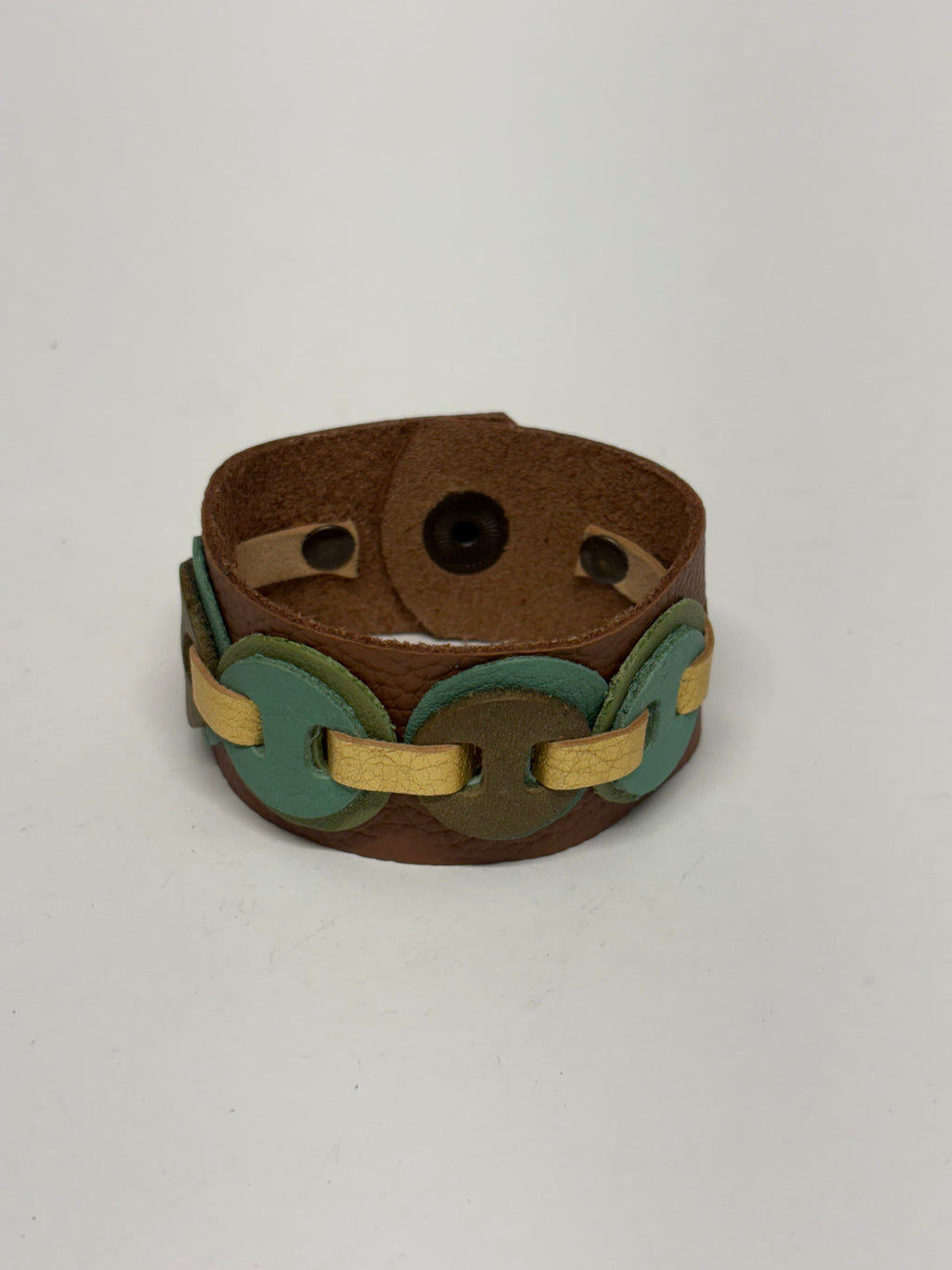 Kindness Bracelet. Marrón, verde y dorado