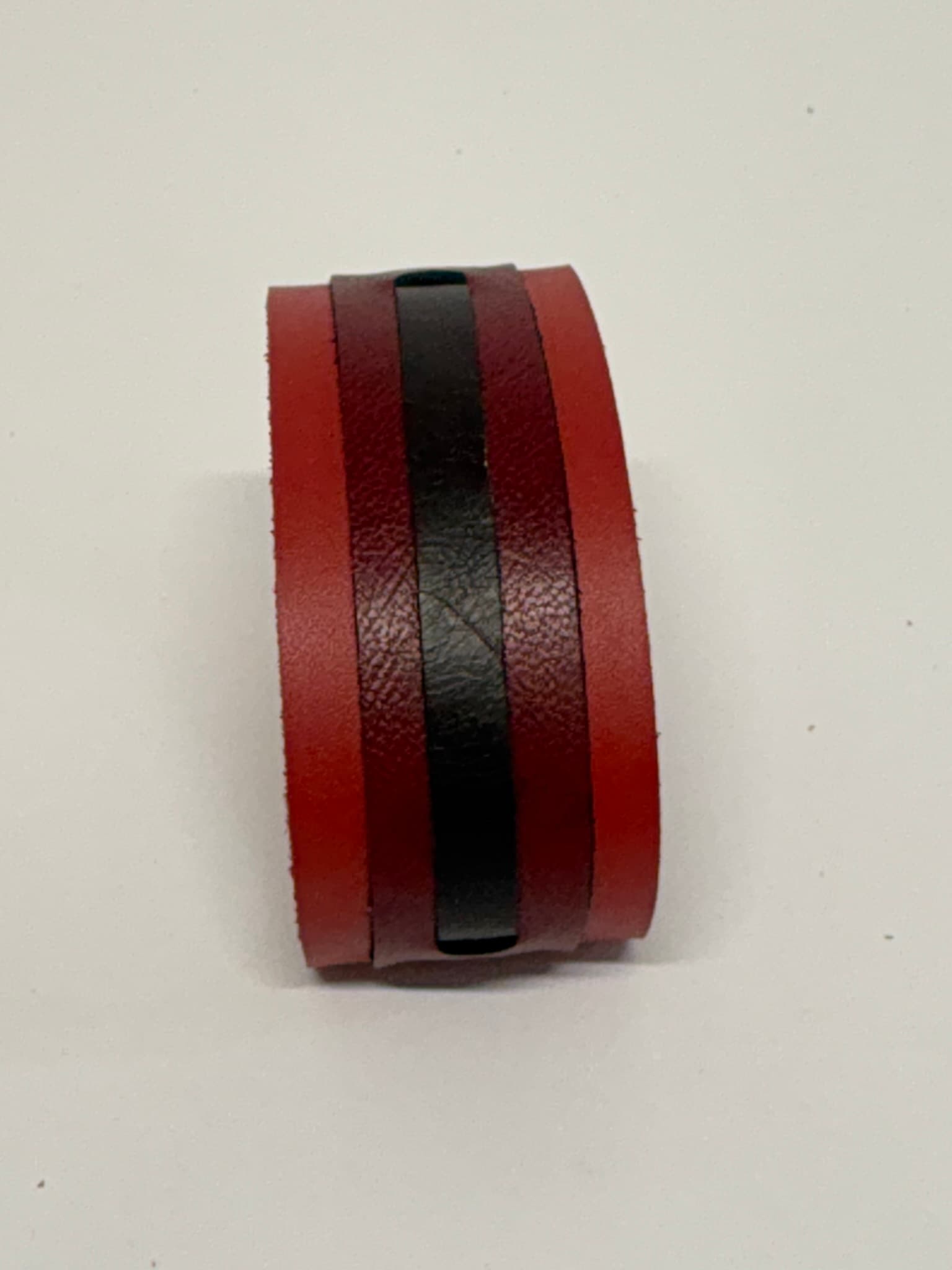 Courage Bracelet. Rojo