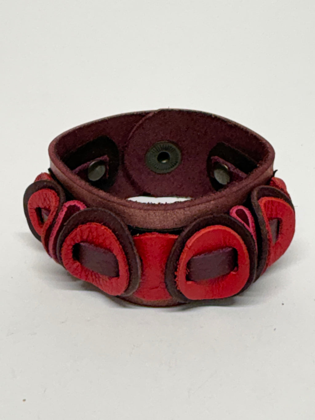 Jolliness Bracelet. Malva y rojos