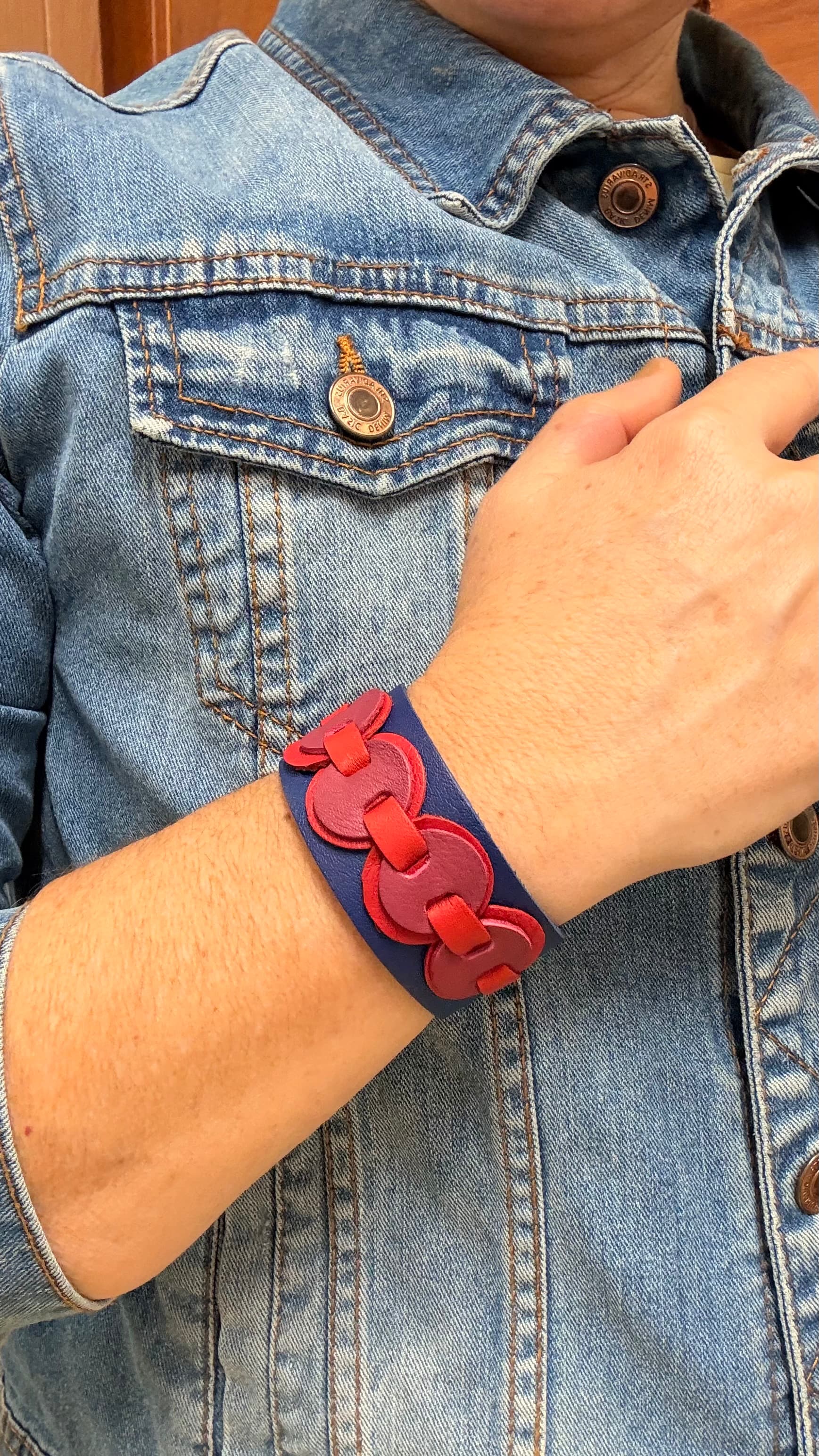 Kindness Bracelet. Azul y rojo