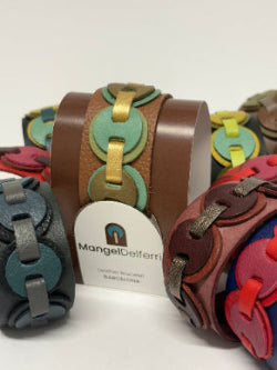 Kindeness_Bracelet-Mangel Delferri