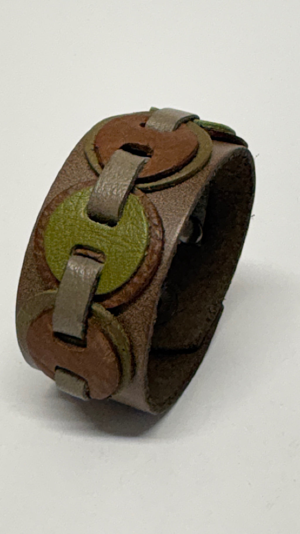 Kindness Bracelet. Taupe y verdes